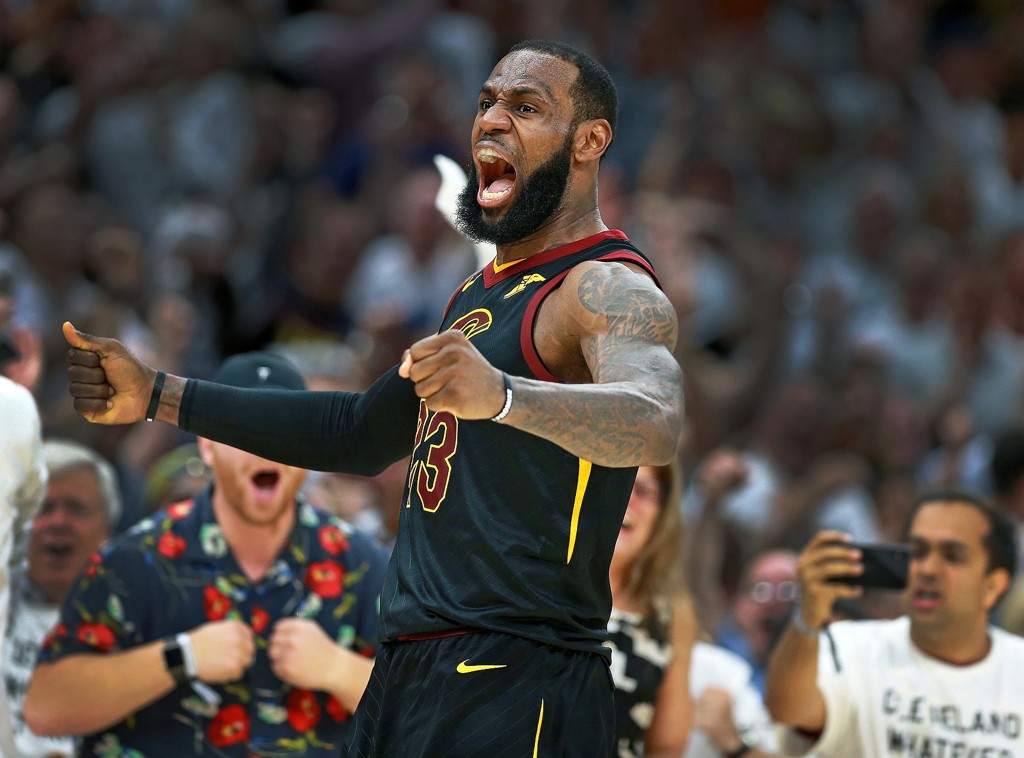 NBA高管:如果骑士下赛季没夺冠 我预计他们会全力争取詹姆斯回归
